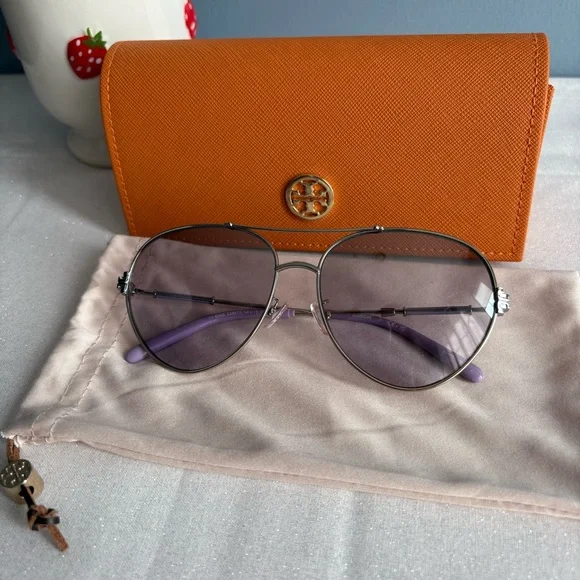 Tory Burch Gradient Aviator style sunglasses- silver and Purple comes with/ case Silver Lightweight Flexible Aviator Gradient Sunglasses with  main image 3